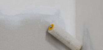 界面處理劑主要用于室內(nèi)裝飾裝修墻面的基層處理，也適用于室內(nèi)地面加固的封閉處理。